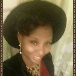 Meet your Posher, Rhonda